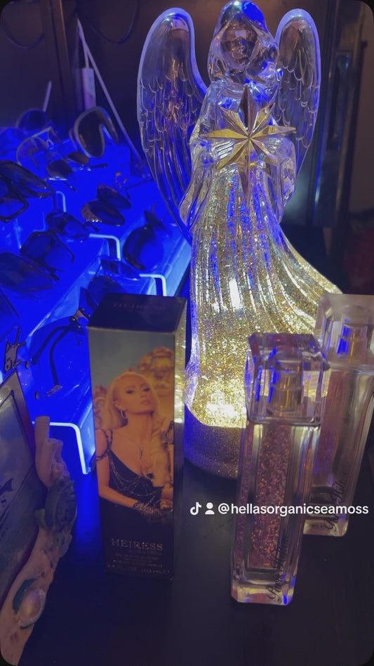 Paris Hilton Heiress Eau de Parfum Spray Perfume for Women | Floral Fragrance | Sophisticated and Elegant | Notes of Citrus, Jasmine, Tonka and Blonde Woods | 3.4 Fl Oz
"Luxury You
Can Feel... Desire You Can't Resist."
"Soft. Sweet.
Impossible to Forget."